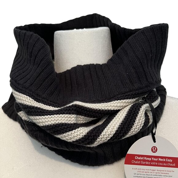 LULULEMON | Chalet Keep Your Neck Cozy – POCR/DCO - Picture 1 of 6